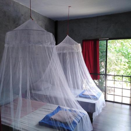 Phayam Hostel Koh Phayam Exteriér fotografie